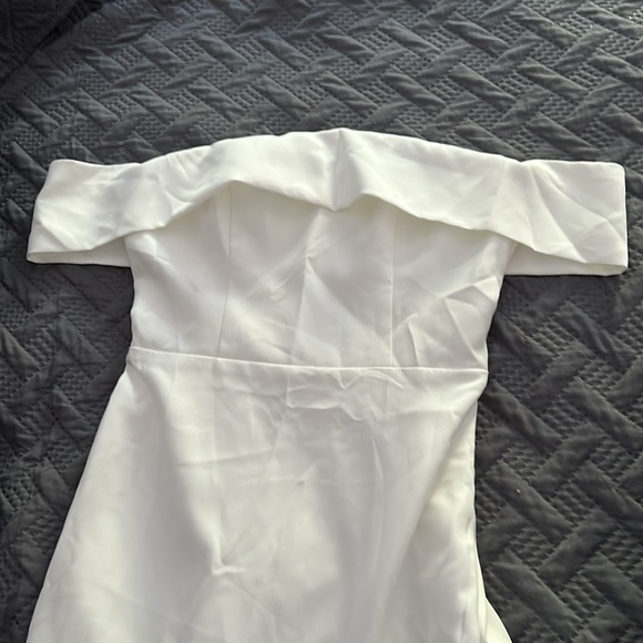 Mermaid Off-Shoulder Mermaid Dress - Picture 8 of 10